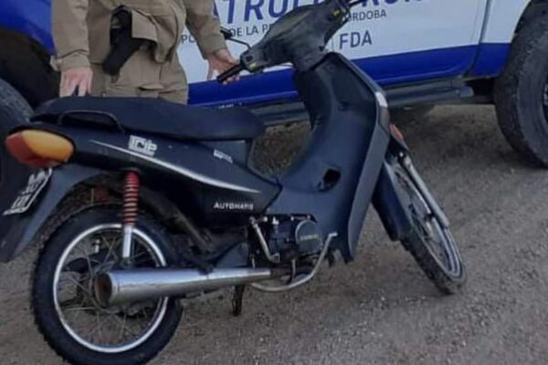 SE RECUPERO UNA MOTO ROBADA EN ONCATIVO