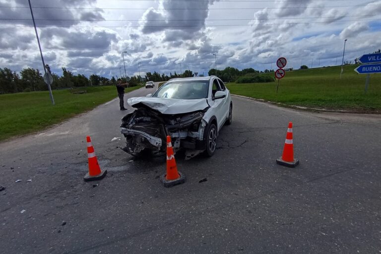ACCIDENTE EN RUTA 13 Y ACCESO A AUTOPISTA EN PILAR