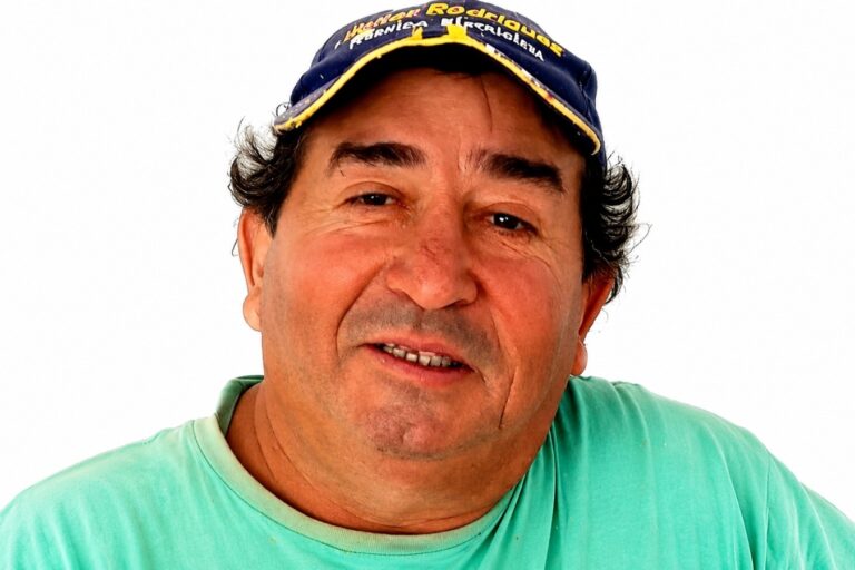 FALLECIÓ “CACHA CUENTOS”, EL HUMORISTA DE LAGUNA LARGA QUE SE HIZO VIRAL EN TODO EL PAÍS