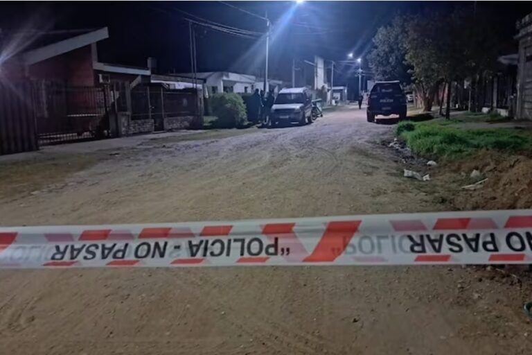 VILLA DEL ROSARIO – UN JOVEN MATÓ A SU PADRASTRO DE UNA PUÑALADA