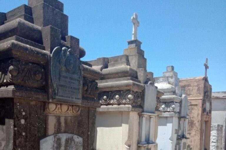 VILLA DEL ROSARIO SE INTEGRA AL CAMINO TURÍSTICO DE CEMENTERIOS CORDOBESES 