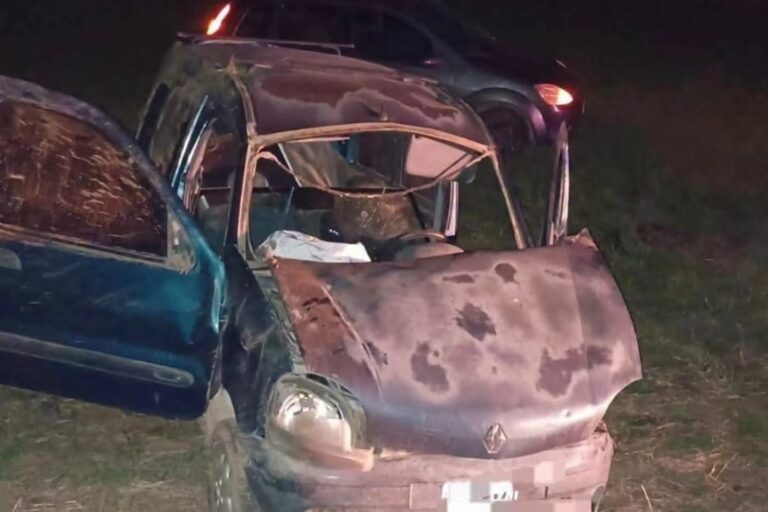 ACCIDENTE VIAL EN RUTA 10: DOS PERSONAS HOSPITALIZADAS